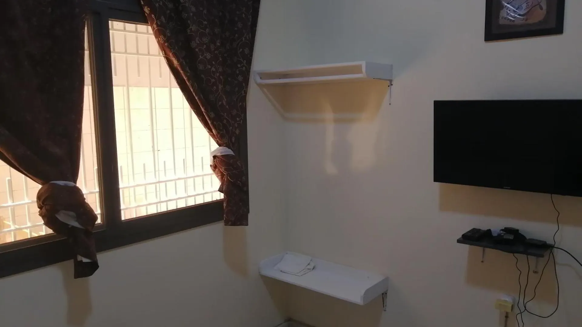 Chez Jessica Batrain Mermoz Dakar Quarto em Acomodações Particulares