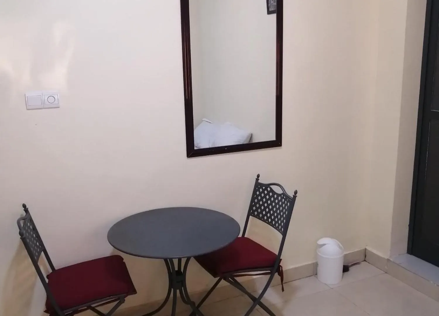 Chez Jessica Batrain Mermoz Dakar 0*,  Senegal